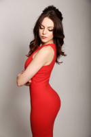 Elizabeth Gillies photo #