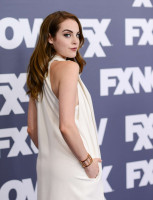 Elizabeth Gillies photo #