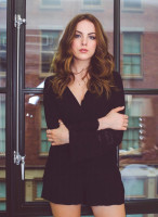 Elizabeth Gillies photo #