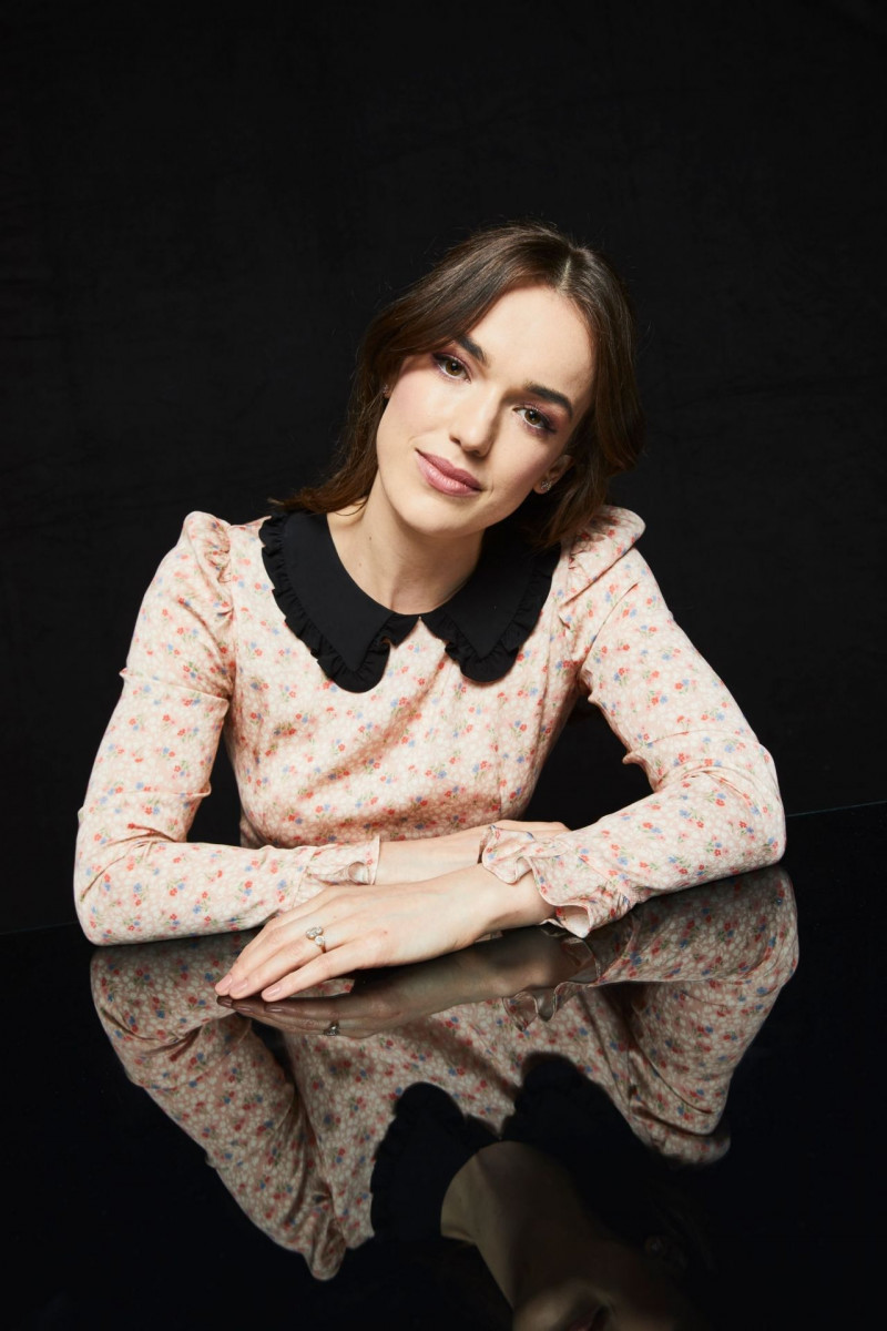 Elizabeth Henstridge: pic #1266174