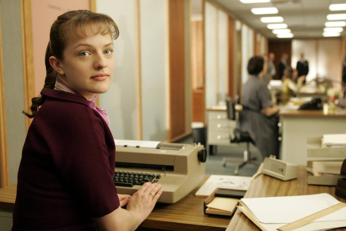 Elizabeth Moss: pic #373715