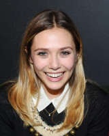 Elizabeth Olsen photo #