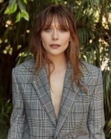 Elizabeth Olsen photo #