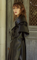Elizabeth Olsen photo #