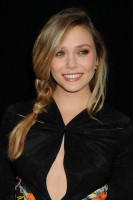 Elizabeth Olsen photo #