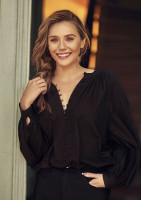 Elizabeth Olsen photo #