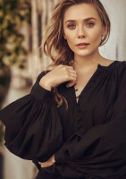 Elizabeth Olsen photo #