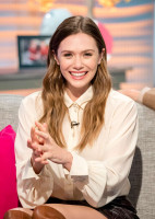 Elizabeth Olsen photo #