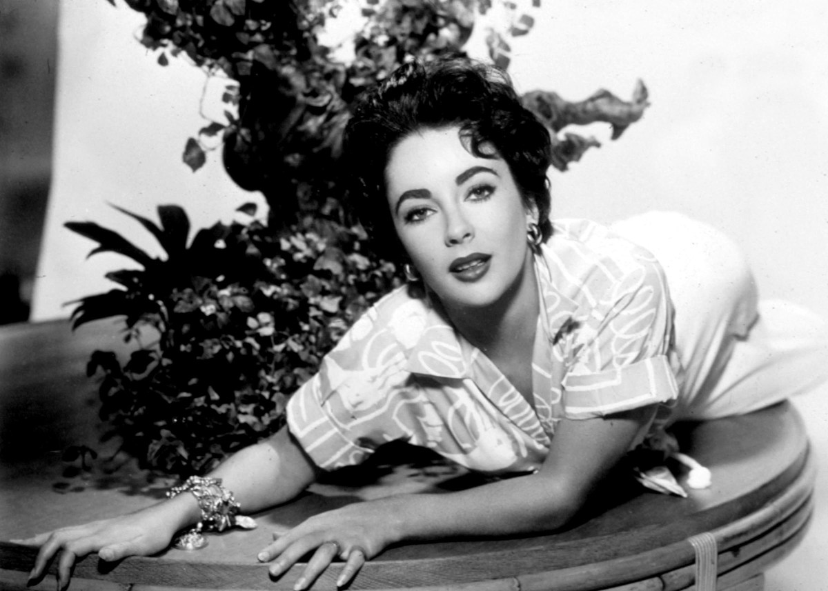 Elizabeth Taylor: pic #191535