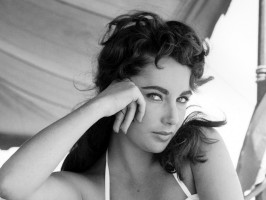 Elizabeth Taylor photo #