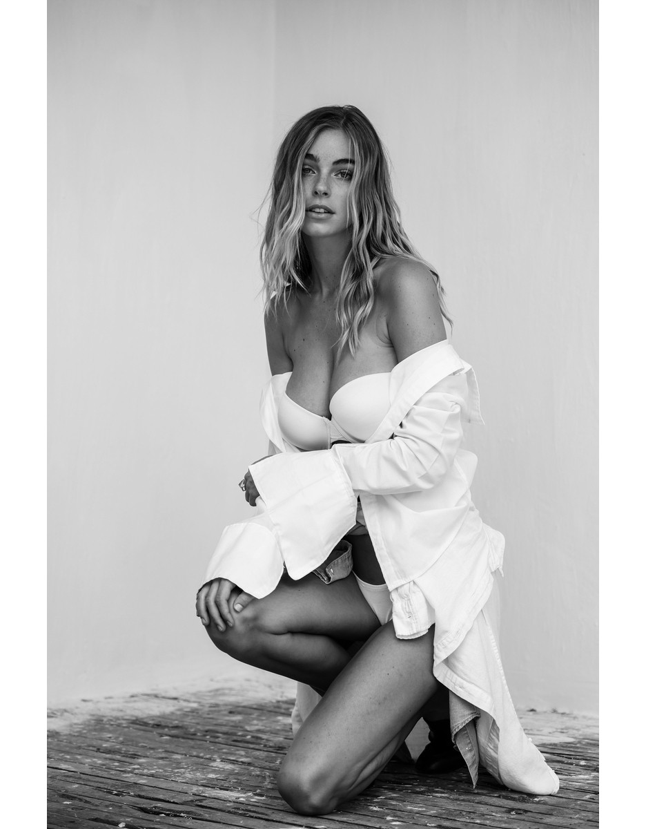 Elizabeth Turner: pic #900107