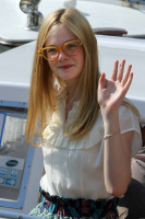 Elle Fanning photo #