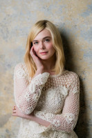 Elle Fanning photo #