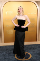 Elle Fanning photo #