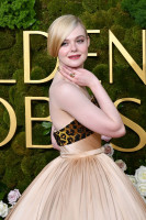 Elle Fanning photo #