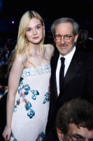 Elle Fanning photo #