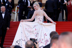 Elle Fanning photo #