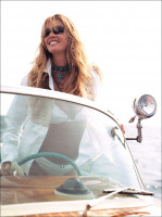 Elle Macpherson photo #