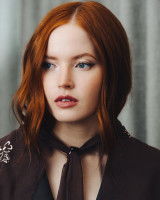 Ellie Bamber photo #