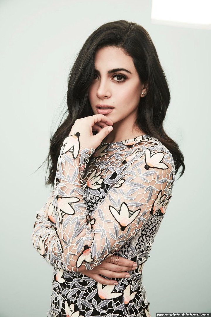 Emeraude Toubia: pic #909654