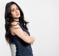 Emeraude Toubia photo #