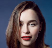 Emilia Clarke photo #