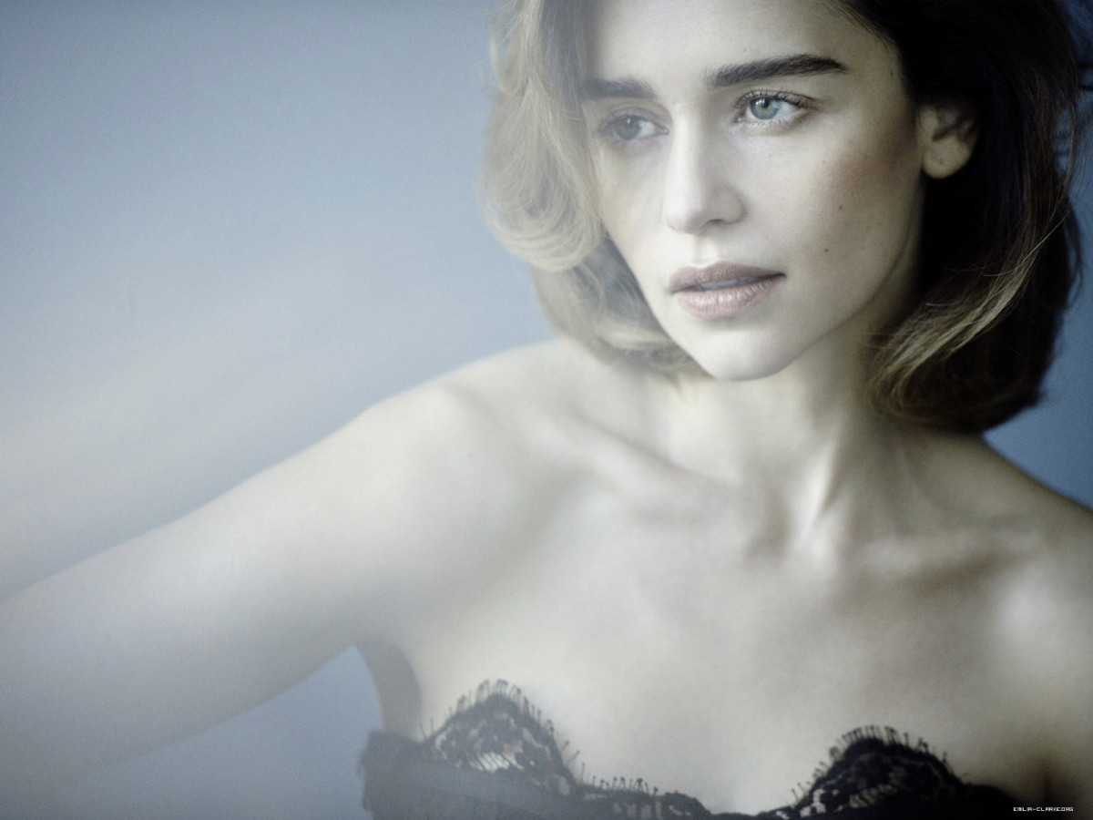 Emilia Clarke: pic #1209471