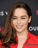 Emilia Clarke photo #