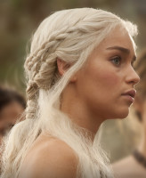 Emilia Clarke photo #