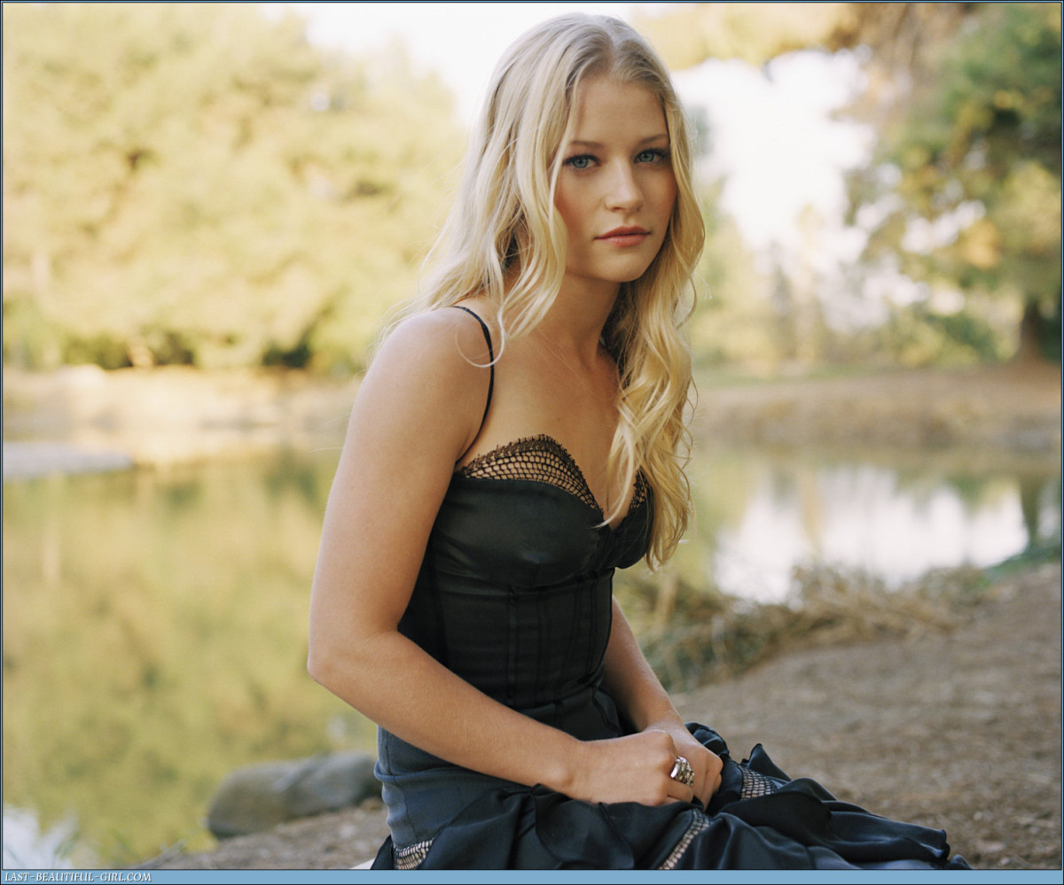 Emilie De Ravin: pic #90500