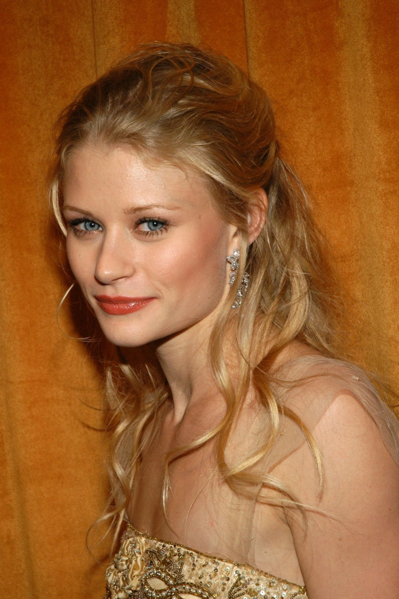 Emilie De Ravin: pic #118639