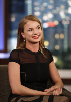 Emily van Camp photo #