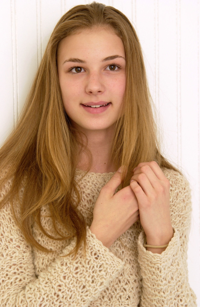 Emily van Camp: pic #1282971