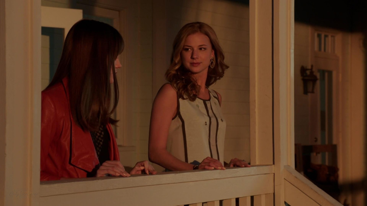 Emily van Camp: pic #1276826