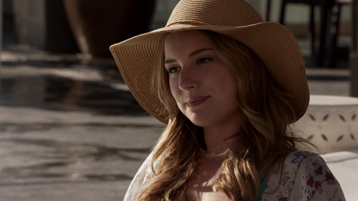 Emily van Camp: pic #1276833