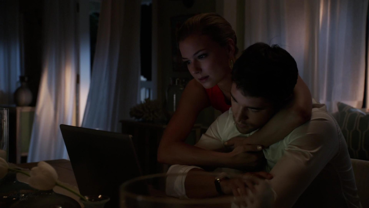 Emily van Camp: pic #1276917