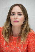 Emily Blunt photo #