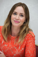 Emily Blunt photo #