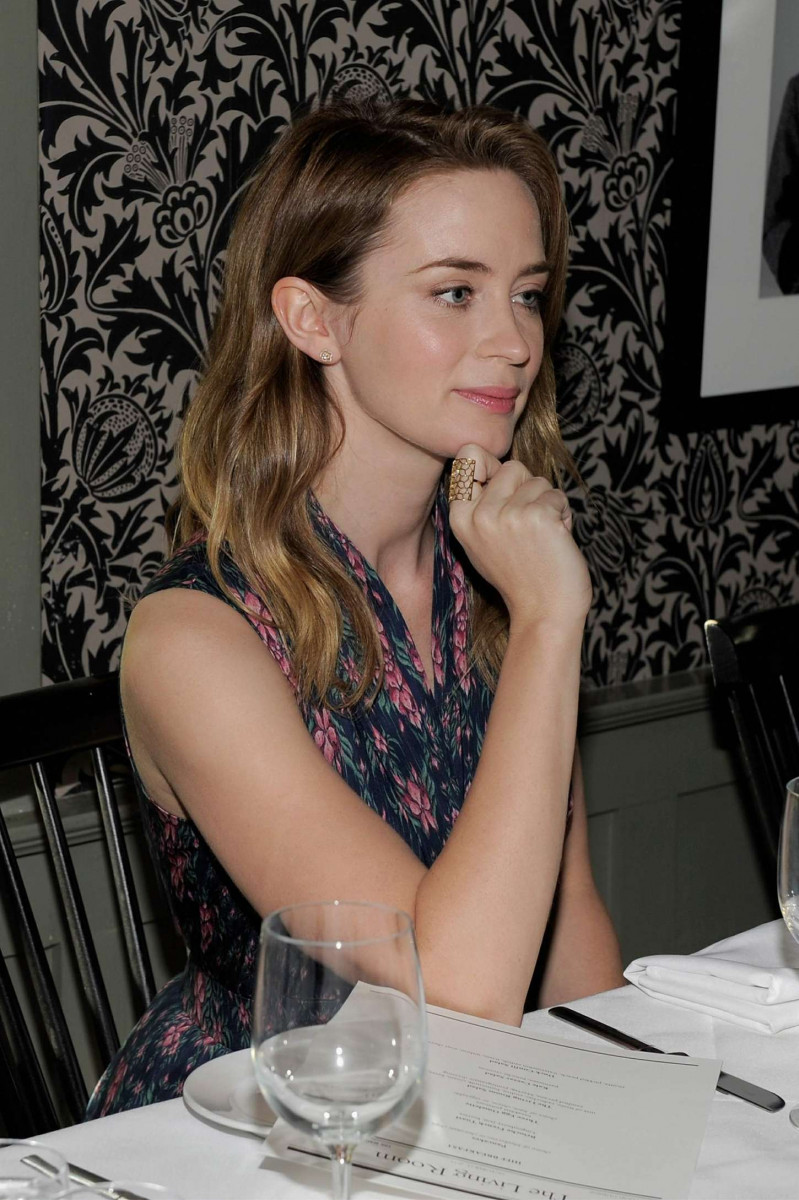 Emily Blunt: pic #803540