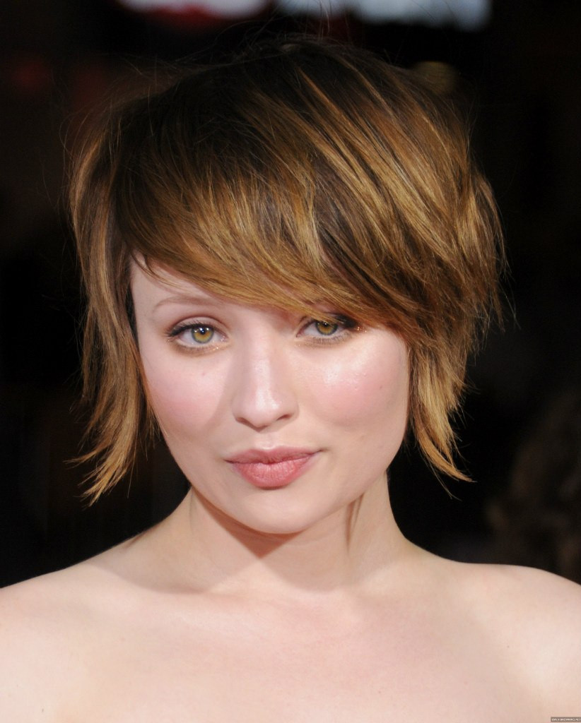 Emily Browning: pic #679378