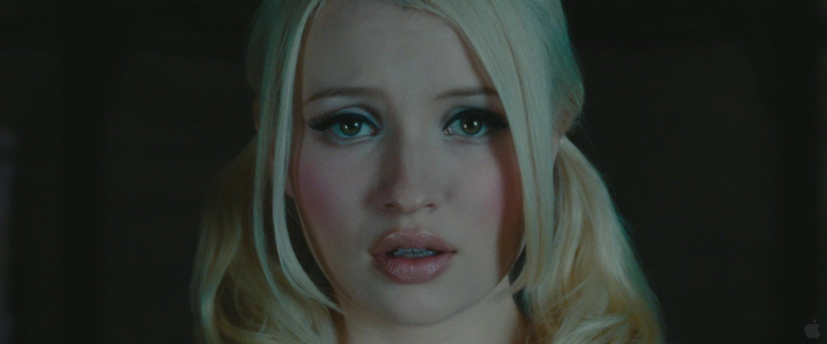 Emily Browning: pic #365571
