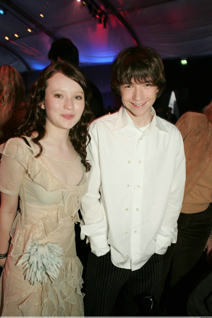 Emily Browning: pic #679665