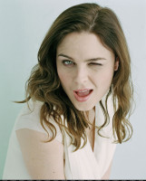 Emily Deschanel photo #