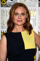 Emily Deschanel photo #