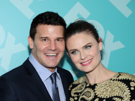 Emily Deschanel photo #