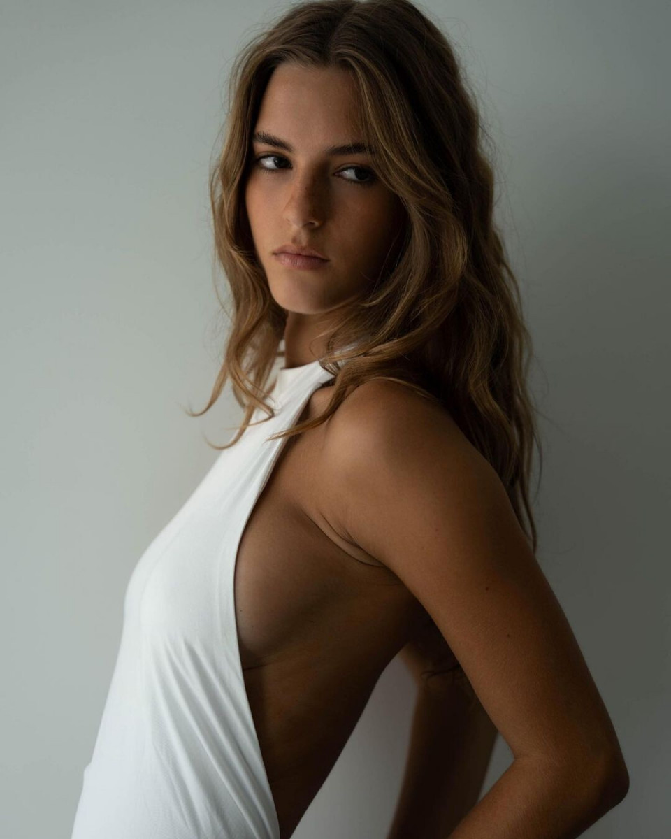 Emily Feld: pic #1330961