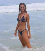 Emily Feld pic #1249170