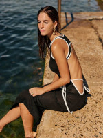 Emily Feld photo #