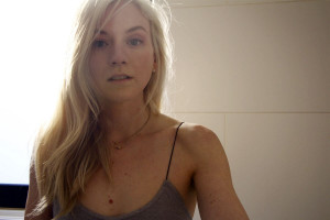 Emily Kinney photo #