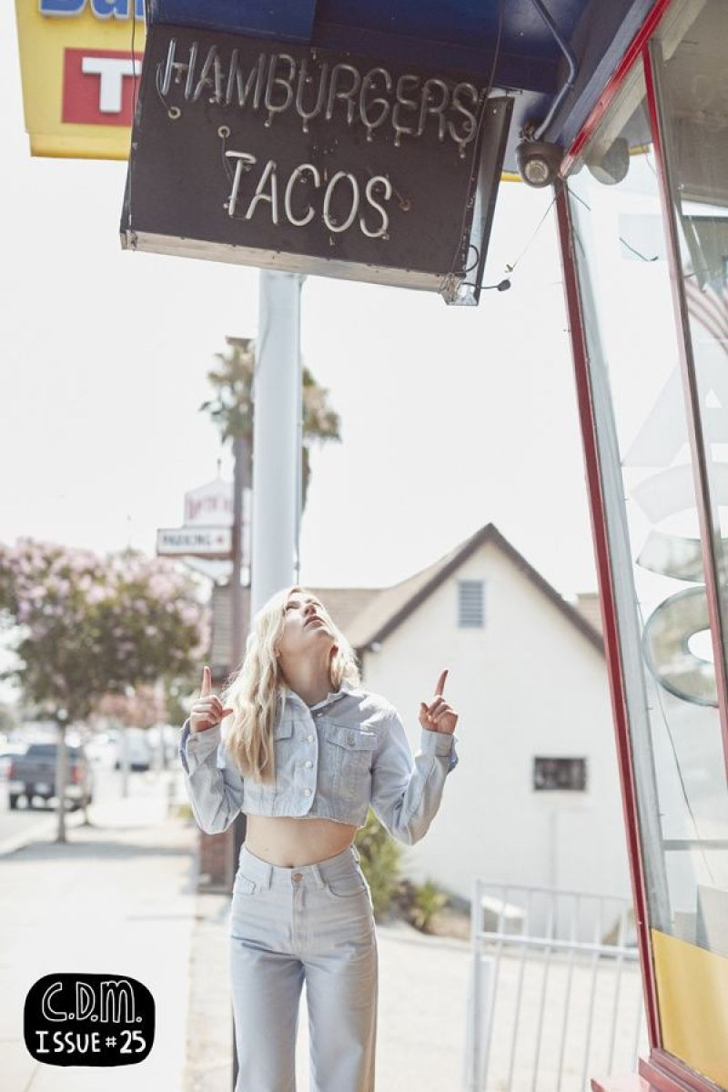 Emily Kinney: pic #1072411